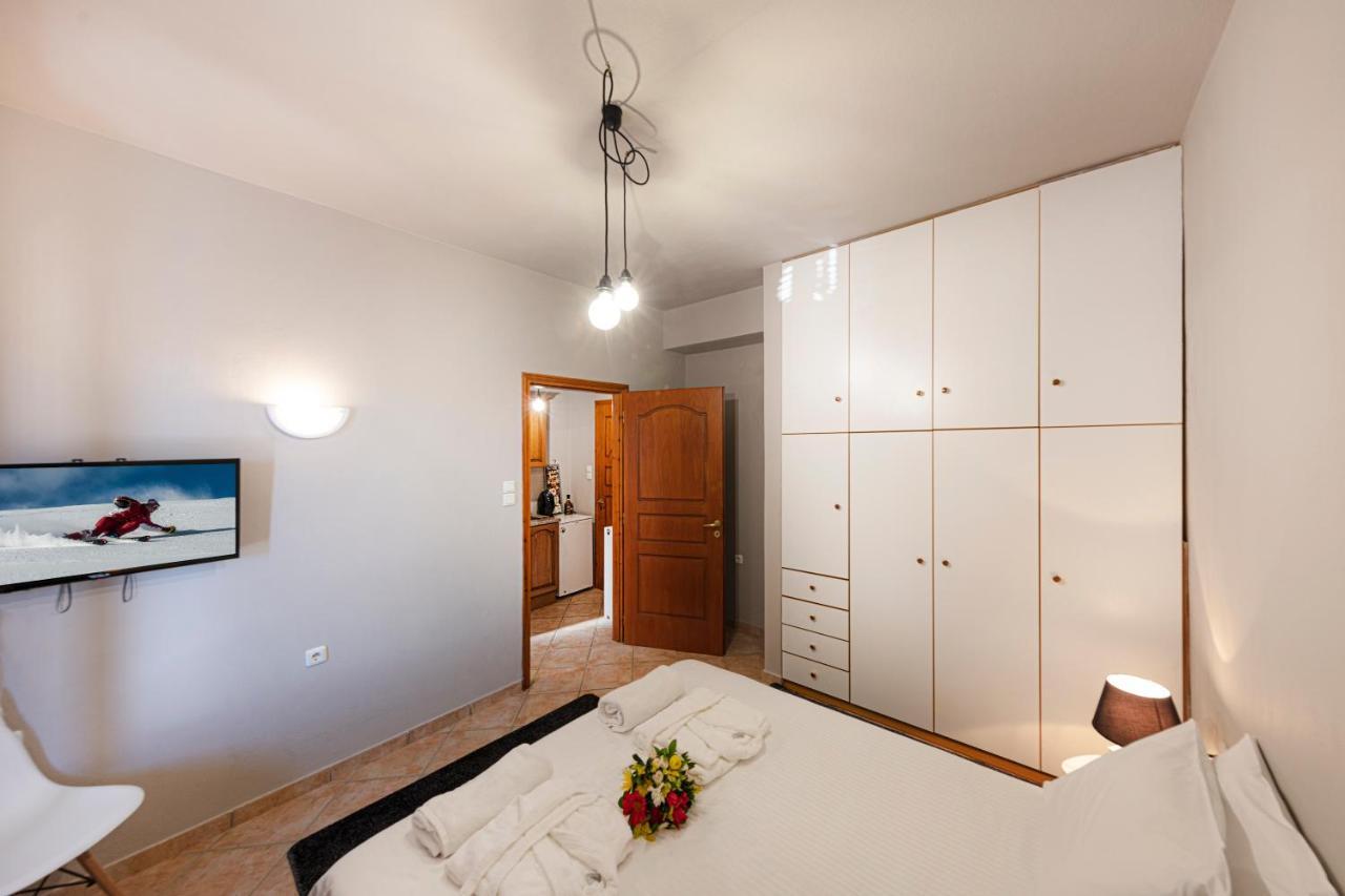 Deluxe Apartments By White Hills Arájova Exterior foto